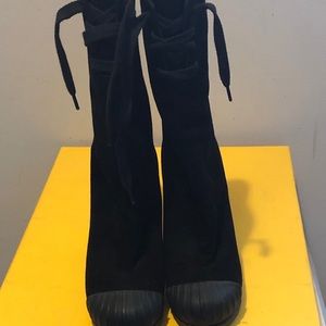 Fendi Stivaletto Camoscio St Coste Nero